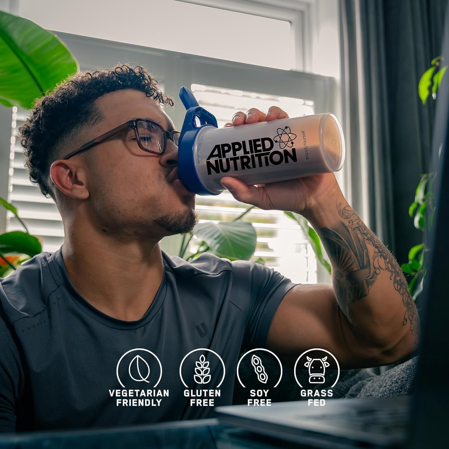 پودر پروتئین وی Applied Nutrition مدل Critical Whey، 825 گرم، 25 وعده، طعم وانیل