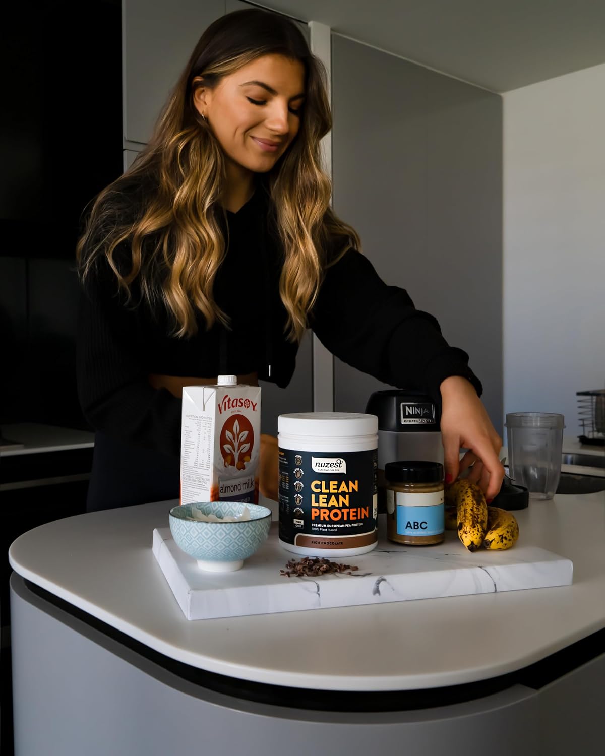 پودر پروتئین نیوزست مدل Clean Lean Protein، ۵۰۰ گرم، طعم شکلات غلیظ، بدون گلوتن