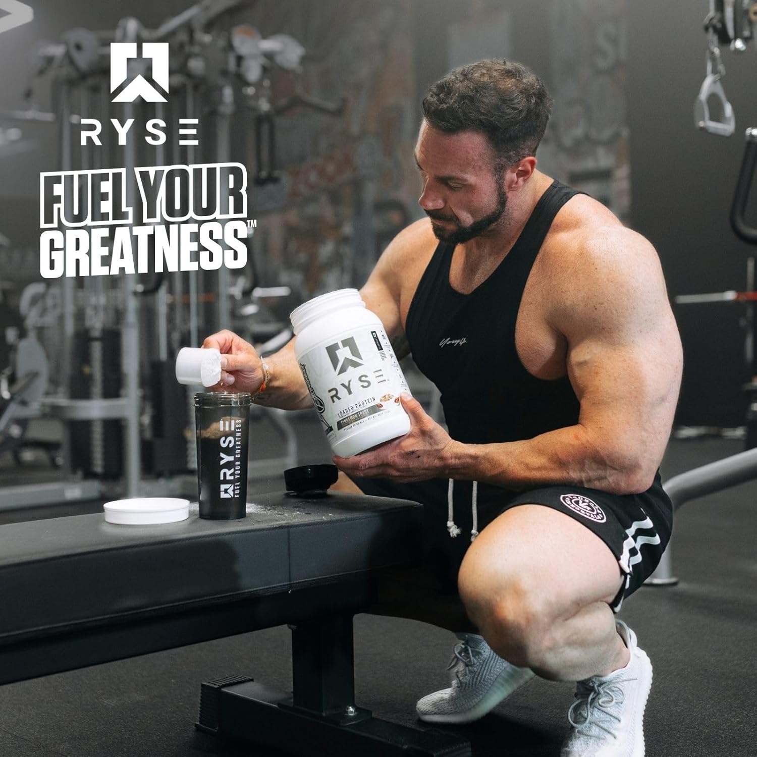 پودر پروتئین وی ایزوله رایز ساپلیمنتس مدل Loaded Whey، ۲۵ گرم پروتئین، ۵۴ سروینگ و طعم شکلات و کره بادام‌زمینی